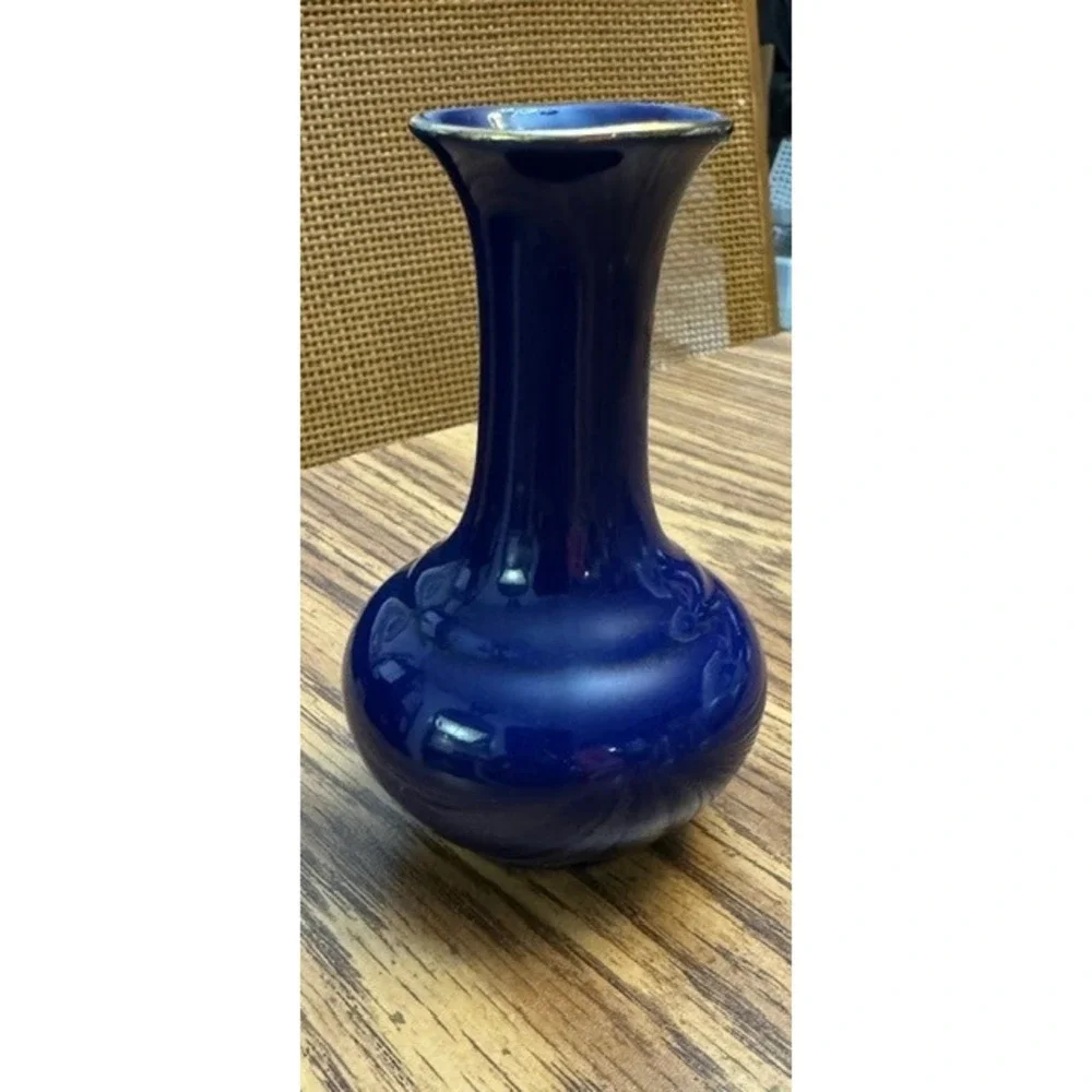 Vintage Cobalt Blue Porcelain Peacock Bud Vase Gold Gilt Floral Chinoiserie 6in